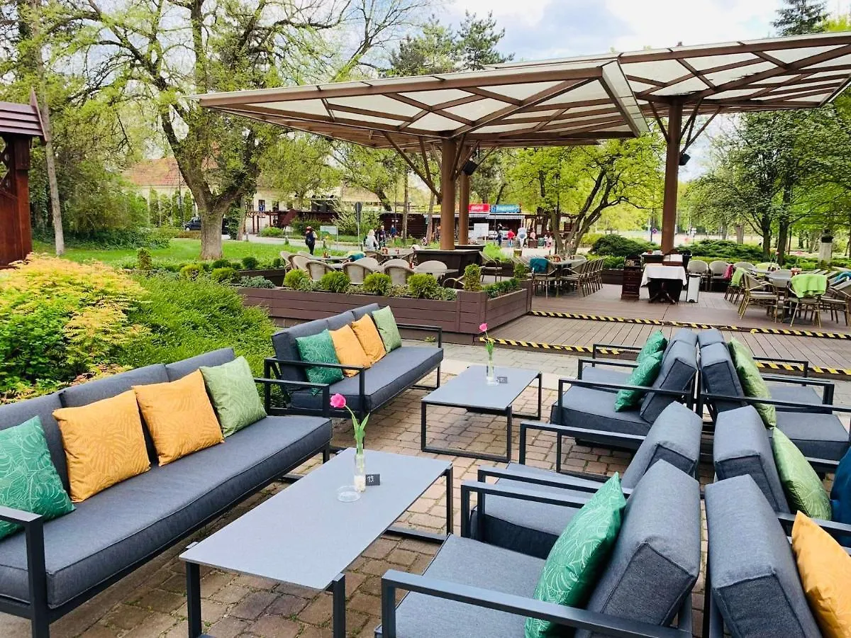 Villa Hotel Debrecen