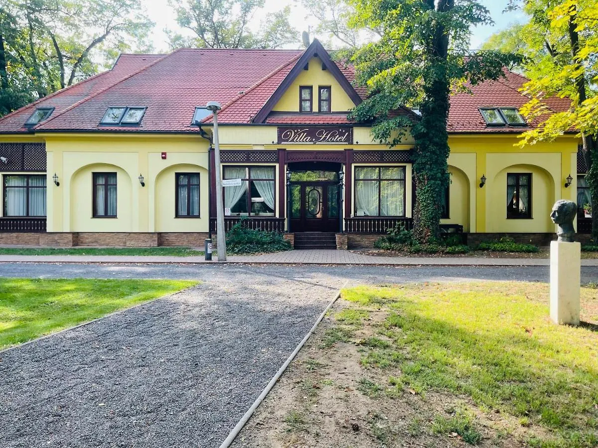 Villa Hotel Debrecen