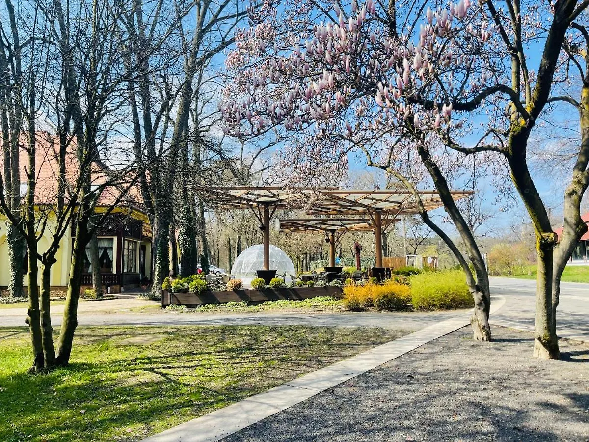 Villa Hotel Debrecen