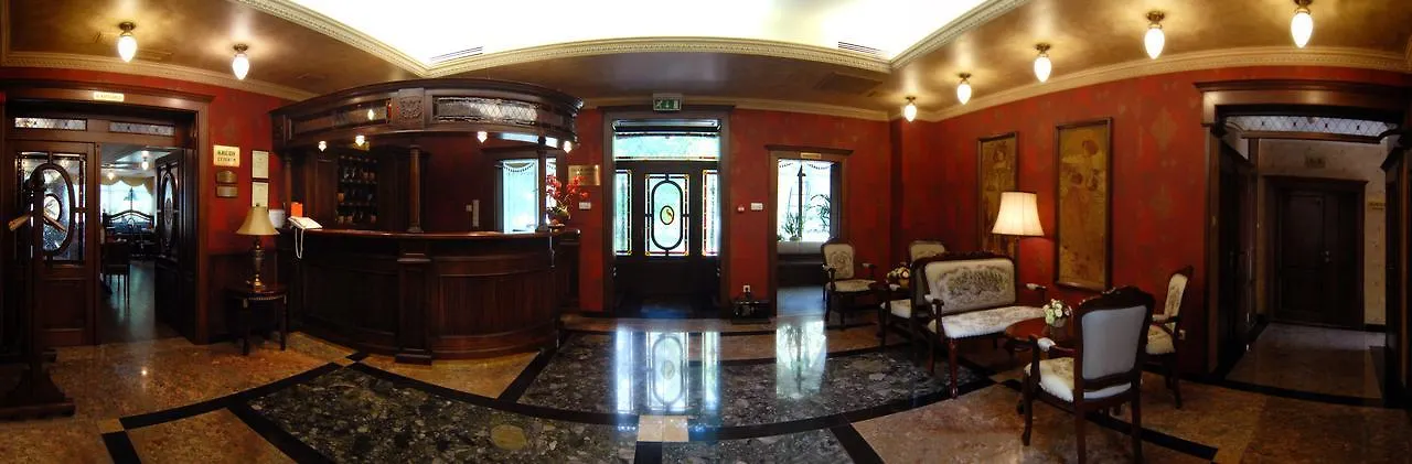 Villa Hotel Debrecen